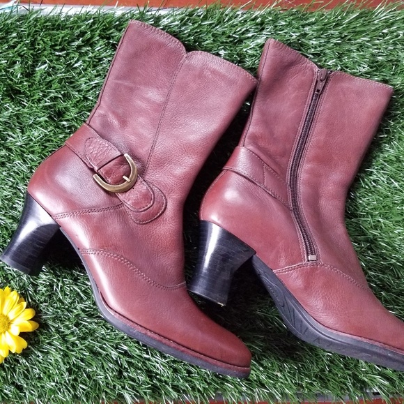 Clarks Shoes - Clarks Leather Boots size 7